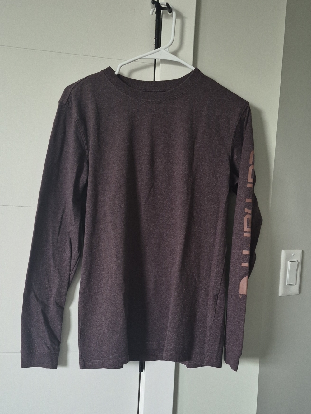 WOMEN-Carhartt Long Sleeve T-Shirt – Burgundy/Purple – Size S – Loose Fit